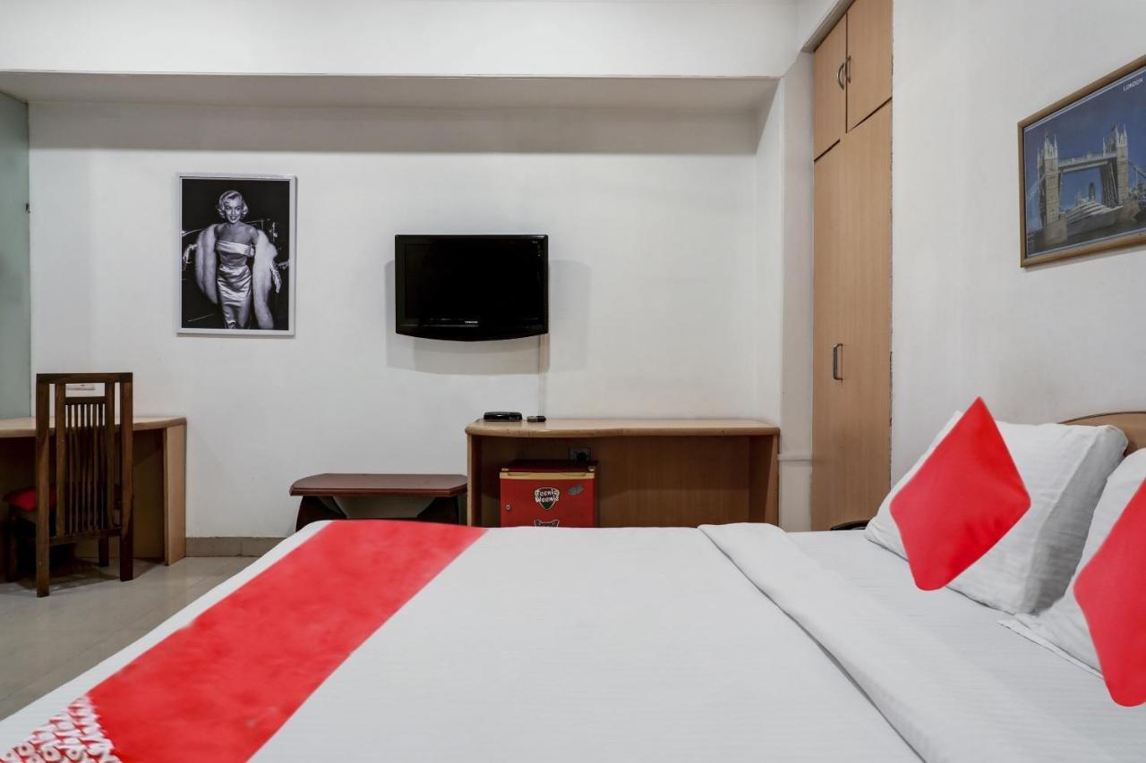 Hotel Oyo Flagship 572 Santacruz West Mumbai Exterior foto