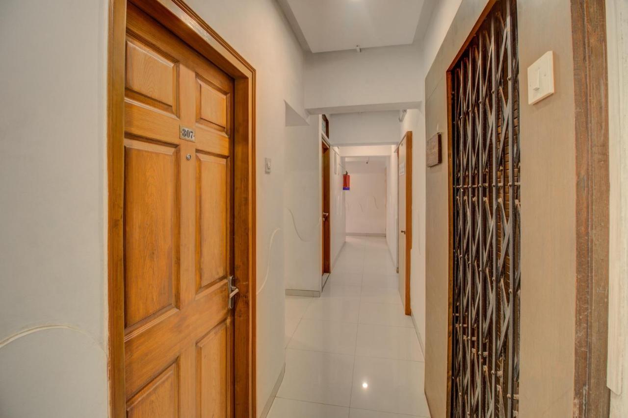 Hotel Oyo Flagship 572 Santacruz West Mumbai Exterior foto