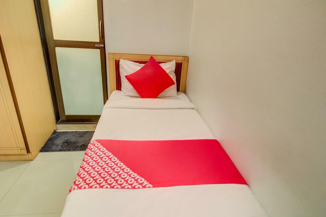 Hotel Oyo Flagship 572 Santacruz West Mumbai Exterior foto