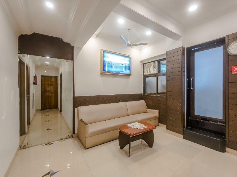 Hotel Oyo Flagship 572 Santacruz West Mumbai Exterior foto